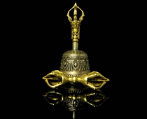 In the 17th century the hidden top of the Tibetan-class old King Kong Bell the original set of real repair tools can be like gold shocking the collection