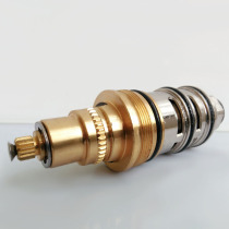 Brastone Zhenshi constant temperature shower faucet warm bar thermostatic core group