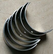 Jianghuai 2105 Jiang moves 2110 crankshaft tile spindle tile Dawa double-cylinder diesel engine tractor accessories