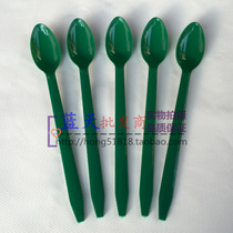 Disposable plastic spoon ice ice spoon ice ice spoon shaved ice spoon shaved ice spoon dessert spoon green long handle spoon