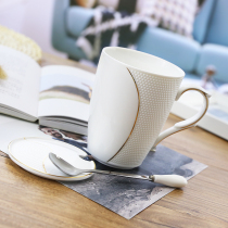Simple and stylish mug Water cup Office cup Ceramic cup Couple cup Coffee cup Milk cup with lid to send spoon