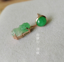 18K Rose Gold Emerald Emerald Label Earring with a Link with Link