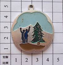 Kexin Boutique: 1975 Summer Youth Medal Epaulettes