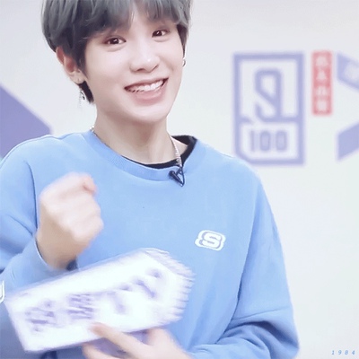 还蛮适合我的 明天去温泉可以穿啦，也不怕晒黑 男朋友卫衣满意的一件泳衣了