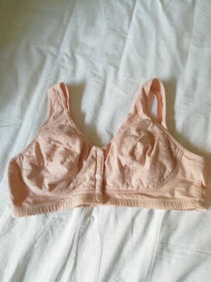 已经洗了，忘了拍照，现在拍照的是已经洗过的了。不过真不错，穿着舒服很合身。非常满意，质量做工都好，所以收到后又买了两条。