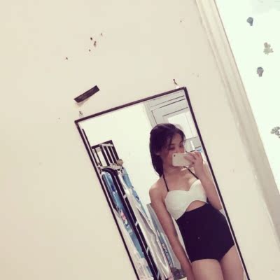 泳衣很不错呦，尺码合适穿着显身材，做工好又性感，超级喜欢。