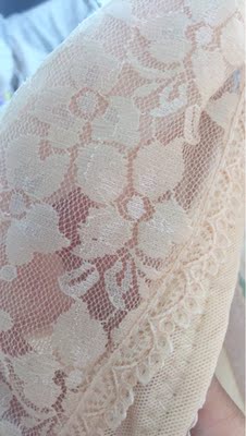 妈妈超级满意，掌柜的还贴心的送了加长带，和店里二十多的一样质量