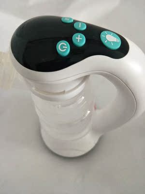 发货速度超级快，宝贝是正品，用起来很舒服，吸力挺好的。家里宝宝用的东西基本上都是用宝德的