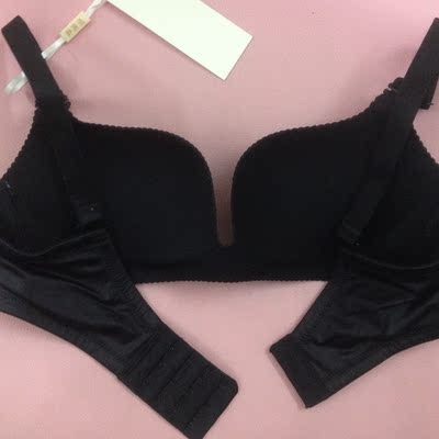 非常不错，布料很舒服，聚拢效果很不错，款式也好看，穿起来很贴身，以后就在你家买了。