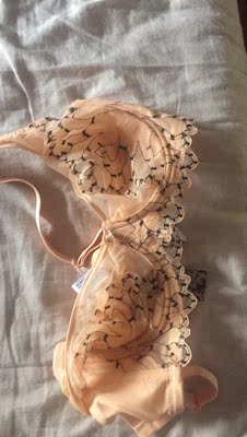 内衣不错,买了两件,嫩嫩的,下次还来 内衣不错,买了两件,嫩嫩的,下次还来