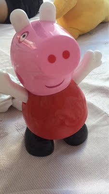 穿着不是太舒服，钢圈有点硬