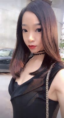 裙子上身超级性感显瘦,穿出大长腿,是经典的小黑裙,物有所值,在他家买了两款裙子,大爱,好评! 裙子上身超级性感显瘦,穿出大长腿,是经典的小黑裙,物有所值,在他家买了两款裙子,大爱,好评!