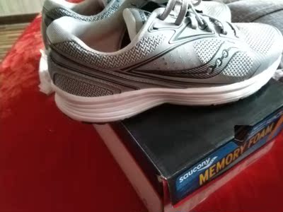 鞋子舒适感出乎意料，这个价位很划算，会继续关注的&hellip;