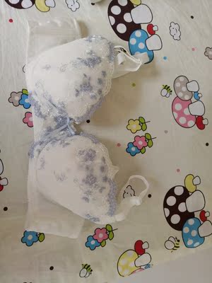 超级喜欢这家店，已经第二次购买了，质量好而且样子好，很喜欢。