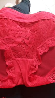 好是挺好的，只是有点太过于性感了。我有点接受不了。