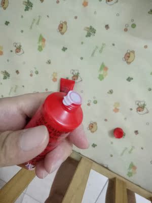 收到了立马试用了，希望有效果，木瓜膏很好，很滋润没有异味～期待我宝宝的皮肤马上好起来！朋友介绍的的确好用👍