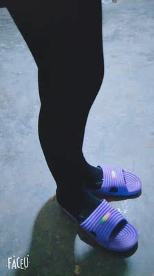 上身效果非常的好,不勾丝,不起球,值得购买,喜欢的赶快下手,现在天凉穿刚好😊 上身效果非常的好,不勾丝,不起球,值得购买,喜欢的赶快下手,现在天凉穿刚好😊