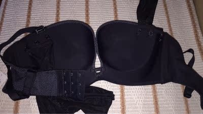 很漂亮,版型也很好。 很漂亮,版型也很好。