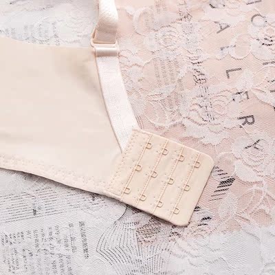 买了两件給妈妈，妈妈说穿上很舒服很透气，以前的太闷太绑，不想穿了，这件质量很好，准备再买两件給她。