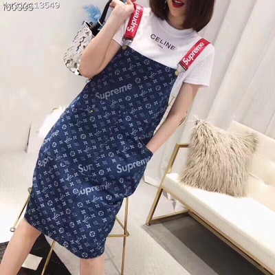 宝贝款式新颖，很性感，同时看起来也很质感。最 近天冷，就没有试，但但是在店家买了很多套衣服 了，表表示都很满意的，所以直接好评了！回头等我 穿上之后会认真拍照，再来补补图的！