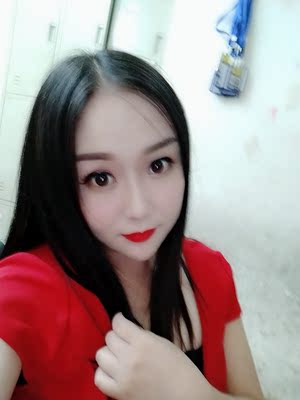 衣服质量很好,颜色好看。面料很舒服。美美哒 衣服质量很好,颜色好看。面料很舒服。美美哒