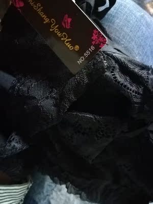 买到了自己喜欢的东西 很开心 样式很好看 还很性感 穿上很舒服好评 买到了自己喜欢的东西 很开心 样式很好看 还很性感 穿上很舒服好评