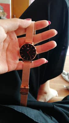 真实使用感受丹尼尔惠灵顿手表怎么样，什么档次？这个手表适合送人吗