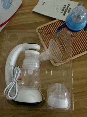 还没有收货前很担心不知道会不会失望，收货后很满意，试了两天，吸奶器很好用，总算解决了我涨痛的困扰，推荐宝妈购买