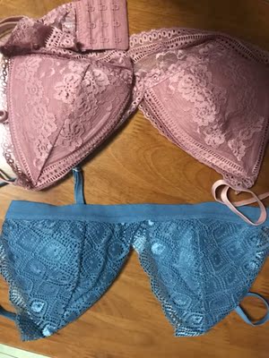 料子舒服，轻便还送了船袜，颜色比图片深一点