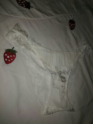 宝贝满足我的期待，收到宝贝立马拆开看到它们高兴极了，实物与照片相符，卖家本着质量为本诚信经营的服务理念服务每个消费者，非常赞👍！如果有需要还会再次光顾的！