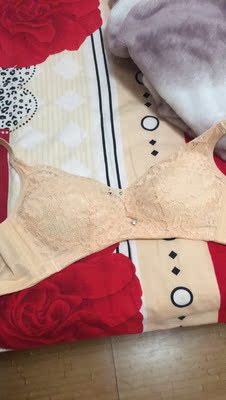 只能说简直就是大胸妹子的福音，没得钢圈也舒服