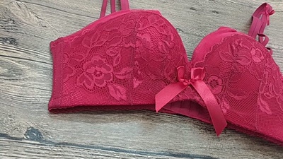 很好呢，穿着很舒服，不错，洗了也不掉色，非常好，感谢卖家，以后都在你这买了，哈哈哈