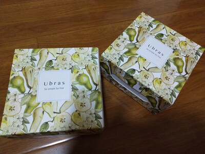 物流超级迅速~~~很快就收到商品~ 质量一如既往的好,穿在身上很轻便,自己觉得很舒服 物流超级迅速~~~很快就收到商品~ 质量一如既往的好,穿在身上很轻便,自己觉得很舒服