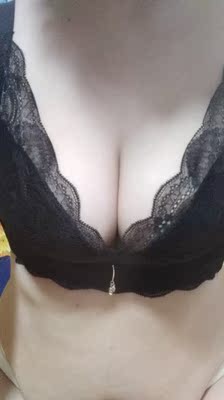 说实话，超级超级薄，特别好穿，贴身！真的挺好的，还会再来！