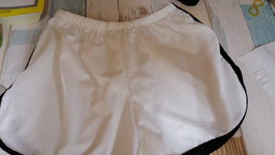 裤子舒适  客服态度好  物流也快  挺好的  购买了不会后悔