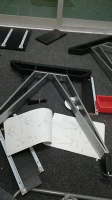 安装OK了,网孔钣金变形厉害,这个很容易变形,商家同意补发一件,我考虑邮寄还是容易坏,因为用木框钉,还要玻璃加固,都压坏,所以建议补差价,客服同意了,还是给好评!和气商量!点赞 安装OK了,网孔钣金变形厉害,这个很容易变形,商家同意补发一件,我考虑邮寄还是容易坏,因为用木框钉,还要玻璃加固,都压坏,所以建议补差价,客服同意了,还是给好评!和气商量!点赞