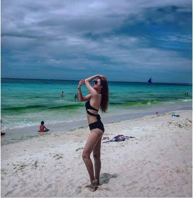 聚拢效果很棒 ,很显身材的哦 ,很干净 大方的款式 聚拢效果很棒 ,很显身材的哦 ,很干净 大方的款式