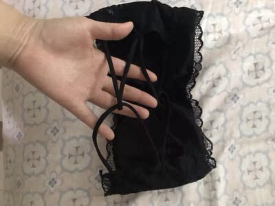 宝贝很舒服，一点都不勒，蕾丝也比较性感的