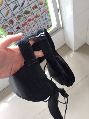 我就搞不懂了，这么多好评哪儿来的？？？？？？？？？？？？？？ 虽然便宜，但是也不至于连个牌子都要剪掉吧，真觉得是别人穿过的，太垃圾了，买的时候有分大小号，结果到货连个吊牌都没有，谁知道究竟是什么鬼，差评！！！！！！严重差评！！！！！！