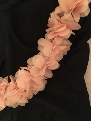 喜欢，身高168，体重108穿了一次，超级美，为了泳衣来的游泳，哈哈，美