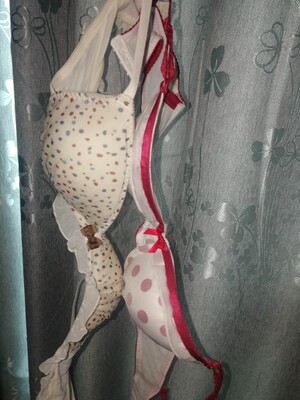 超级少女   颜色和实物没差 而且合身 感谢花房