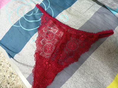 性感好看，买给自己小丫头的，小丫头穿起来好好看，屁屁那里好省布料