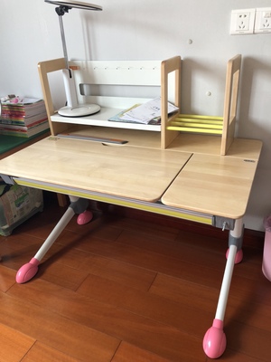 吐槽2平米儿童学习桌怎么样,质量好吗?2平米书桌真的好用吗?