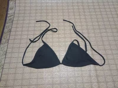 宝贝到货了,黑色比基尼挺好的,面料很舒服 宝贝到货了,黑色比基尼挺好的,面料很舒服