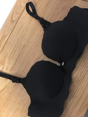 质量不错，聚拢效果也很好哦，打算再入手一件其他颜色的。