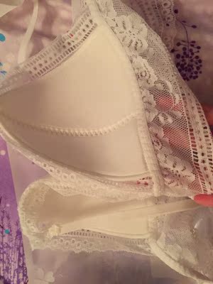 很轻盈，很柔软，很舒适，平时穿70b，这款合适