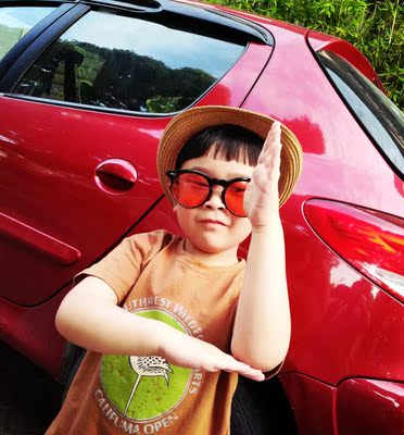 【回购】浪迹淘宝数载, 但觉世风日下,深知各店之猫腻甚多,不乏其闻。然~此店之宝物与众皆不同,如出淤泥之清莲。使吾为之动容,心驰神往。乃至茶不能思饭不能食,寝则不安,辗转反侧无法忘怀。于是乎振臂一挥呼朋唤友,凑足银两,倾吾之所能,收入囊中。掌柜热心与小二殷亲让人顿感怜涕。收货之时,顿时金光四射,屋内升起七彩祥云,绕梁三旬而不散,十里八乡扶老携幼络绎观瞻,处处都是祥和之气。吾惊讶之 余便是欣喜若狂,呜呼哀哉!此宝乃是天上物,人间又得几回求!遂素斋三日沐浴更衣, 焚香祷告后与家人共赏此宝。妻则赞叹不已,不仅赞叹此宝物款型及做工,高性价之卓然!且赞吾独具慧眼与时尚比肩,更予酥袖红唇相赠。 店主果然句句实言,毫无夸大欺瞒之嫌。此属淘商家之典范,货真价实童叟无欺忠义行商百年传承。吾不敢独享此宝,唯恐天谴人怨。便有感而发,斟酌推敲.字字肺腑.句句真实。嗟!望淘宝江湖所需此宝之英雄志士无需货比他家,谨记唯此宝为首选尔 !! 【回购】浪迹淘宝数载, 但觉世风日下,深知各店之猫腻甚多,不乏其闻。然~此店之宝物与众皆不同,如出淤泥之清莲。使吾为之动容,心驰神往。乃至茶不能思饭不能食,寝则不安,辗转反侧无法忘怀。于是乎振臂一挥呼朋唤友,凑足银两,倾吾之所能,收入囊中。掌柜热心与小二殷亲让人顿感怜涕。收货之时,顿时金光四射,屋内升起七彩祥云,绕梁三旬而不散,十里八乡扶老携幼络绎观瞻,处处都是祥和之气。吾惊讶之 余便是欣喜若狂,呜呼哀哉!此宝乃是天上物,人间又得几回求!遂素斋三日沐浴更衣, 焚香祷告后与家人共赏此宝。妻则赞叹不已,不仅赞叹此宝物款型及做工,高性价之卓然!且赞吾独具慧眼与时尚比肩,更予酥袖红唇相赠。 店主果然句句实言,毫无夸大欺瞒之嫌。此属淘商家之典范,货真价实童叟无欺忠义行商百年传承。吾不敢独享此宝,唯恐天谴人怨。便有感而发,斟酌推敲.字字肺腑.句句真实。嗟!望淘宝江湖所需此宝之英雄志士无需货比他家,谨记唯此宝为首选尔 !!