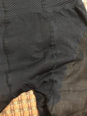 包装精美,非常厚实,裤子臀部蝴蝶款加裆,很耐撑,腰部很宽的松紧带,弹性很大,袜底有防滑效果,穿上很显瘦收腹提臀,妖精可可果然名不虚传 包装精美,非常厚实,裤子臀部蝴蝶款加裆,很耐撑,腰部很宽的松紧带,弹性很大,袜底有防滑效果,穿上很显瘦收腹提臀,妖精可可果然名不虚传