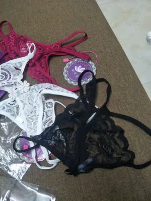 九十斤以下的不用考虑，都是均码比较宽松！花边带不太好改，屁股后面那两条带容易跑回中间！