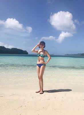 比基尼非常显身材,潜水效果也很完美 比基尼非常显身材,潜水效果也很完美